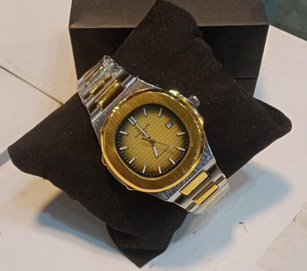 Patek Philippe Nautilus - Image 4