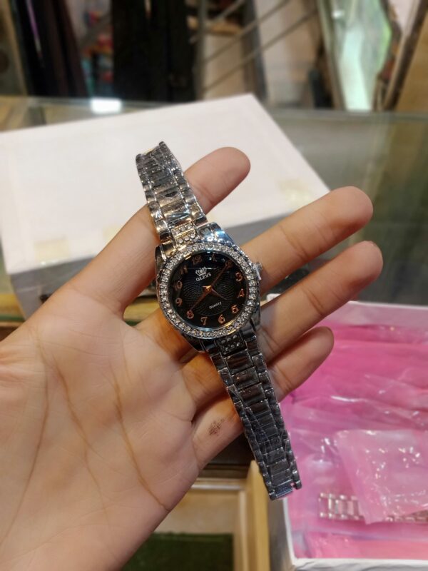 Olevs Quartz Women's Wristwatch Round Dial - Image 5