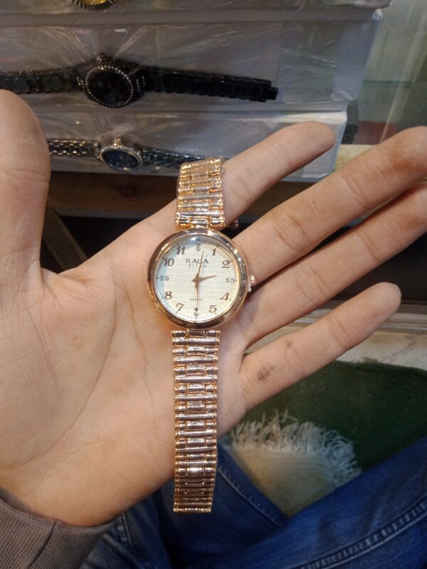 Raga Rose Gold Women's Wristwatch - Image 2